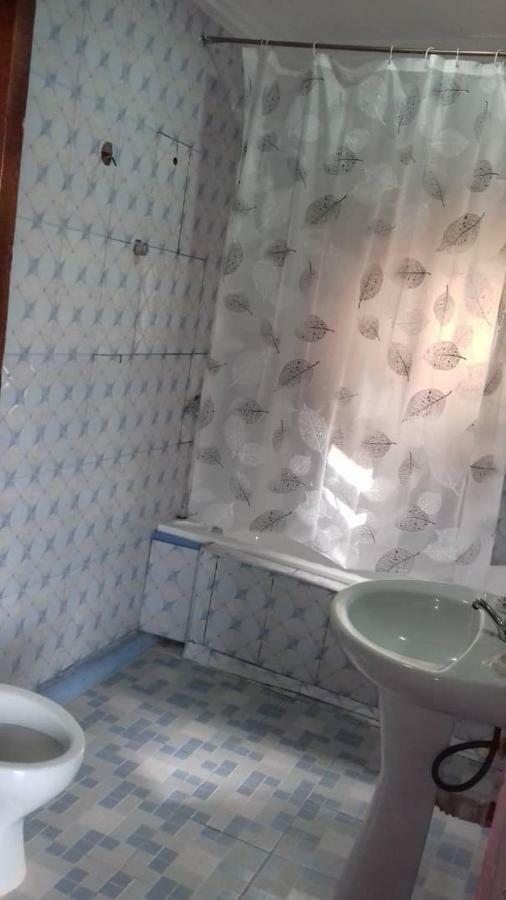 Gya-Son Royal Guest House Кумасі Екстер'єр фото